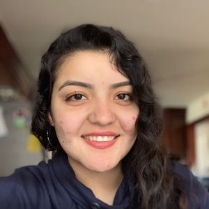 Meet your Posher, Karina